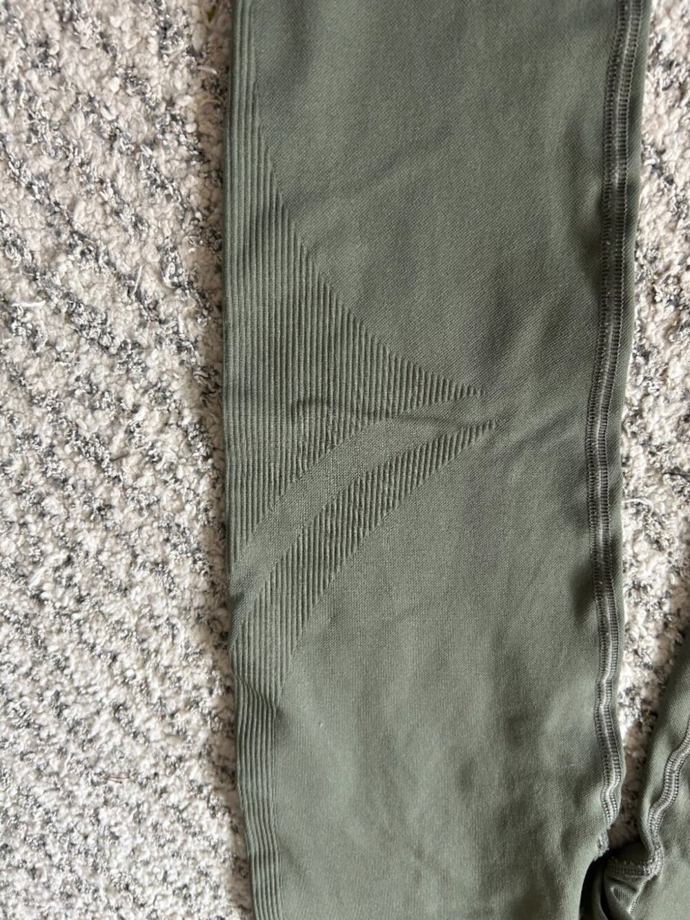 Women's Olive Green Leggings! - Picture 6 of 6